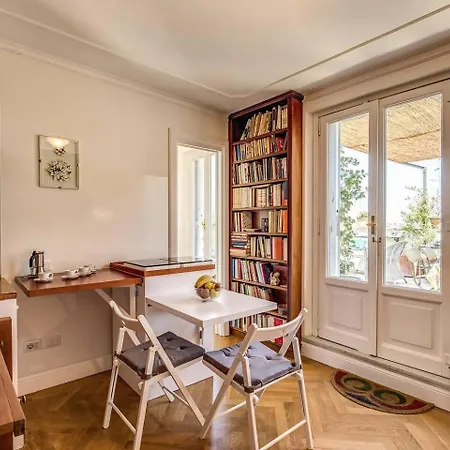 Daire Attic With Terrace Overlooking St Peters Basilica Roma